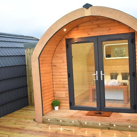 Apex Studio Pod & Jacuzzi Bath Форт-Уильям Экстерьер фото