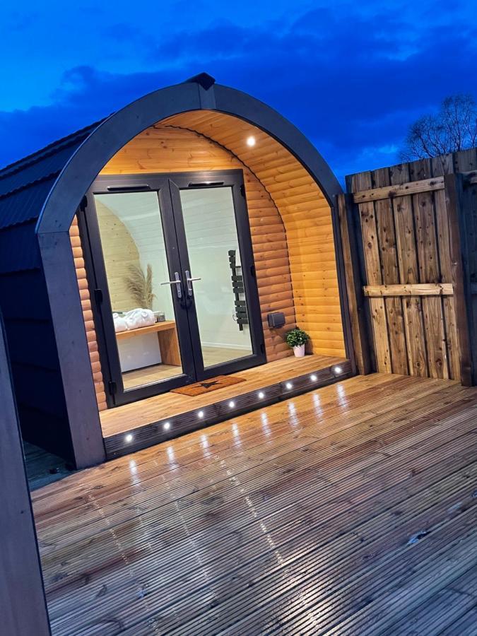Apex Studio Pod & Jacuzzi Bath Форт-Уильям Экстерьер фото
